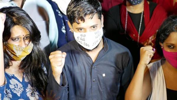 மிரட்ட முடியாது மிரட்ட முடியாது