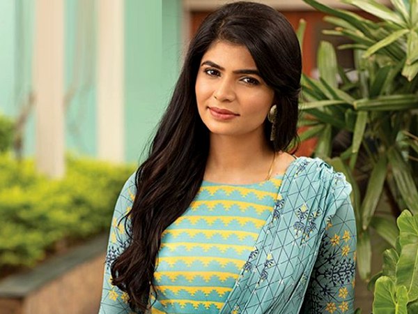 சின்மயி சின்மயி