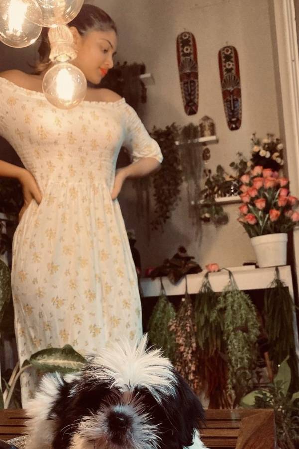 கலக்கலாக போஸ் 