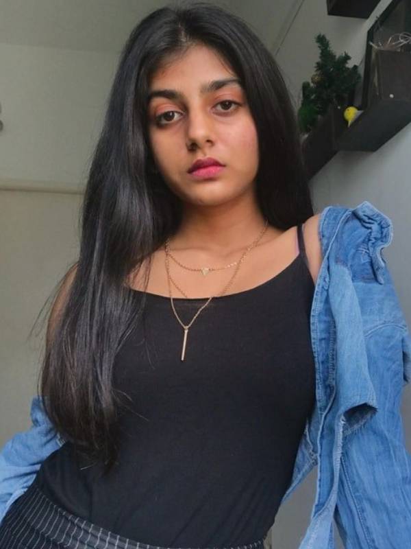 ஊஞ்சலாடும் இளமை ஊஞ்சலாடும் இளமை