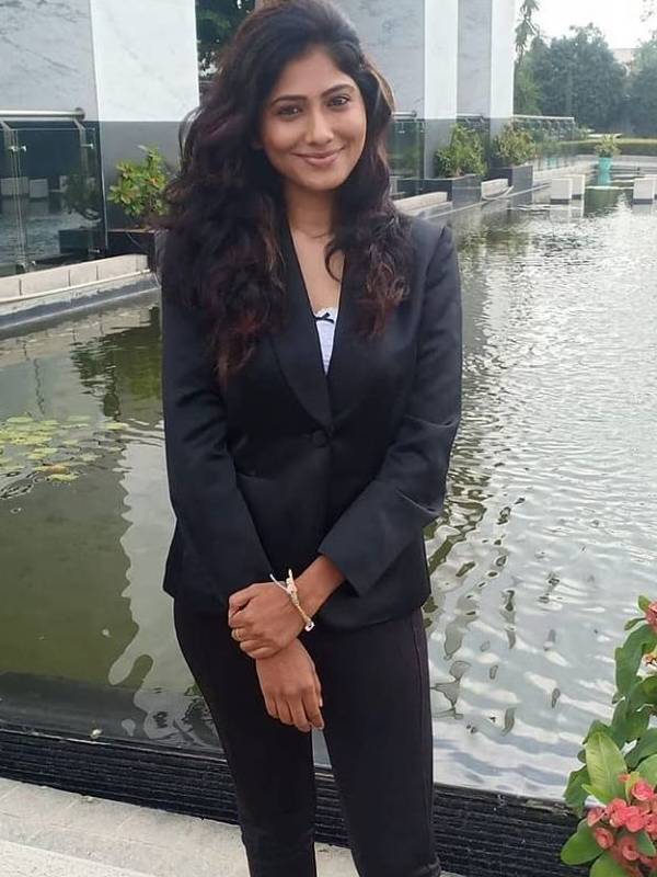 செல்லில் அடங்கிய உலகம்