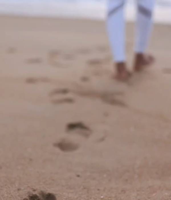 அன்ன நடை அழகிய இடை 