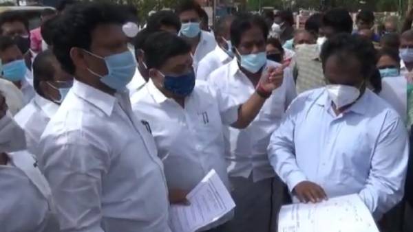 12 ஆயிரம் வழக்குகள்