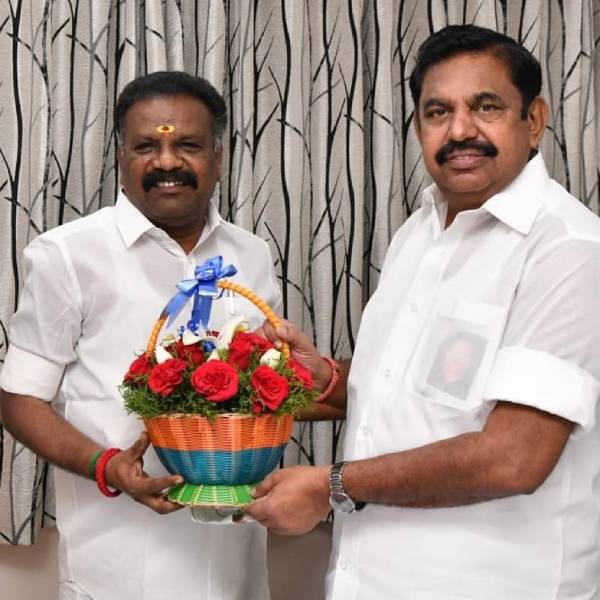 தீ குளிப்பு தீ குளிப்பு