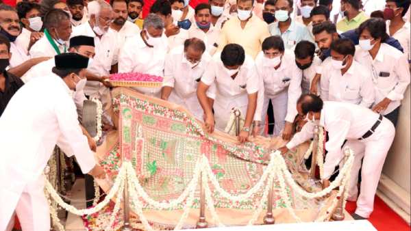 டிடிவி தினகரன் 