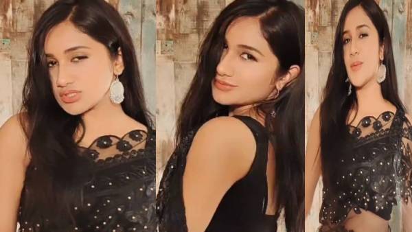 ஹோம்லி பொண்ணு 