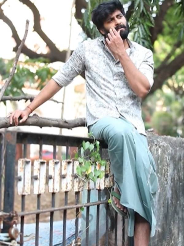 கைலி கட்டிய அஸ்வின்