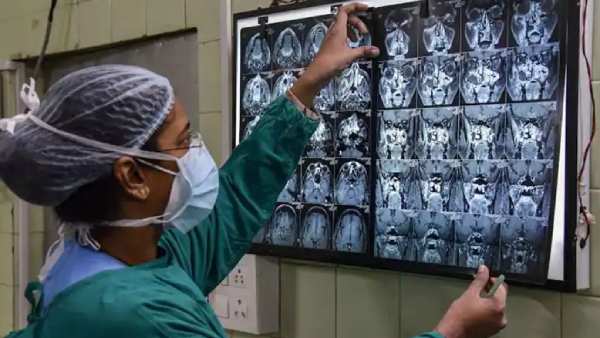  முதல் நபர்