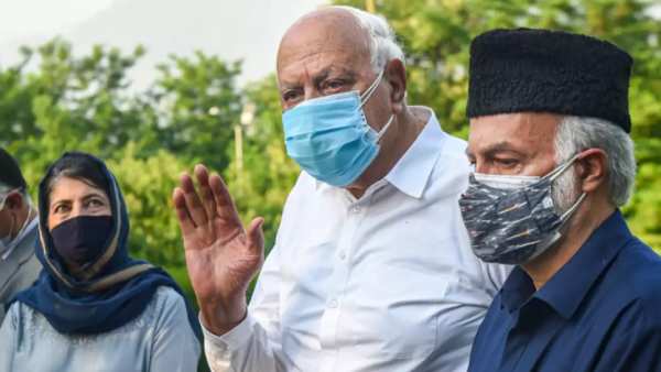 6 கட்சிகளின் கூட்டணி 