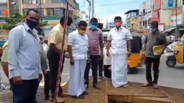 Periyakulam MLA Saravanakumar praised Amma unavagam 