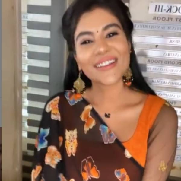 அதிக ரசிகர்கள் 