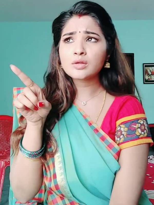 அவர் விலகியதால் இவர்