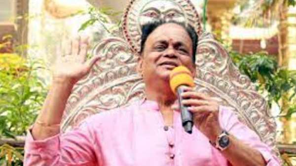 முன்னாள் மாணவி 