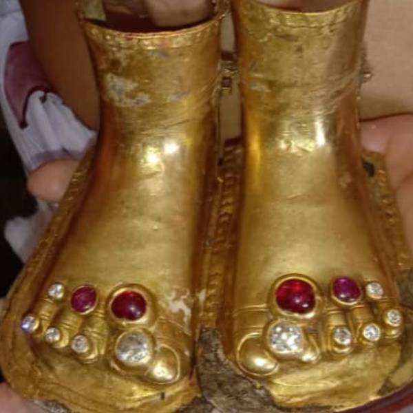 திருமலையில் அபிஷேகம் 