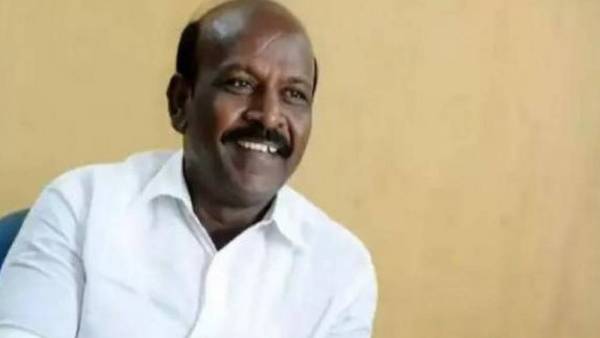 தமிழக அரசு 