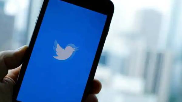 திருப்பியடிக்கும் எதிர்க்கட்சிகள் திருப்பியடிக்கும் எதிர்க்கட்சிகள்