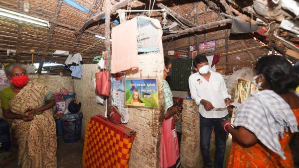 பந்தா இல்லாத உதயநிதி பந்தா இல்லாத உதயநிதி