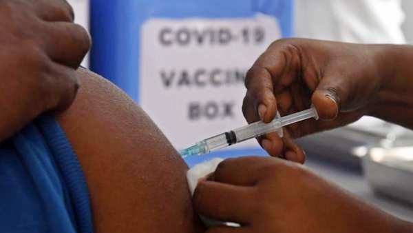 தடுப்பூசி சான்றிதழ்கள் இல்லை 