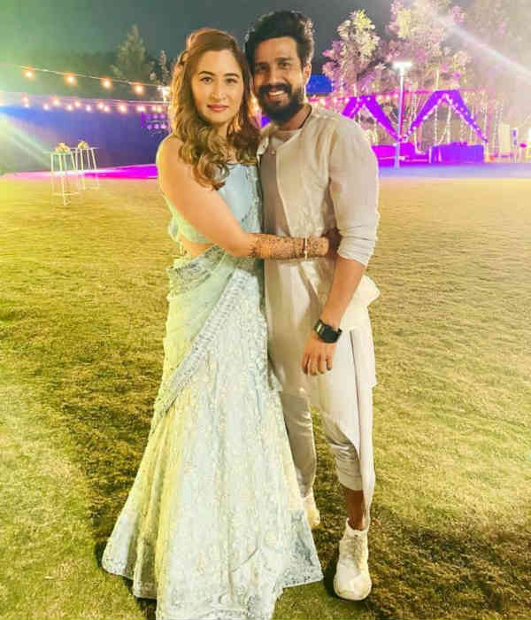 ரசிகர்கள் வாழ்த்து 