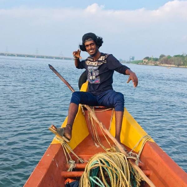  நண்பர்கள்