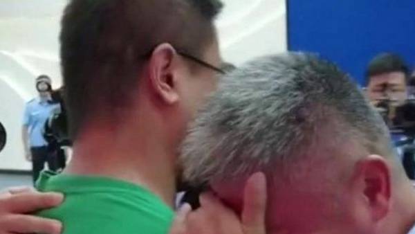  நெகிழ்ச்சி