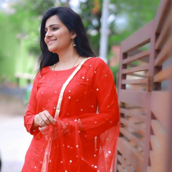 அதுவெல்லாம் வேண்டாம் 