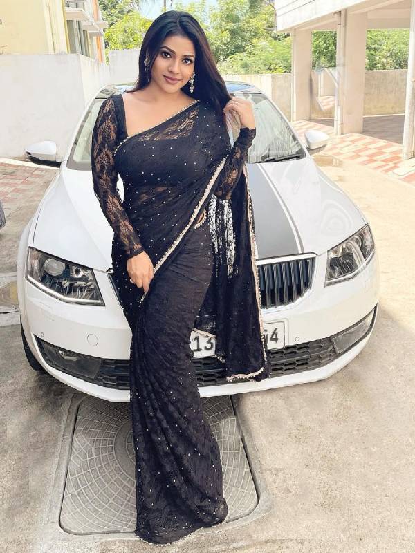 ஜம்முன்னு போட்டோஸ் ஜம்முன்னு போட்டோஸ்