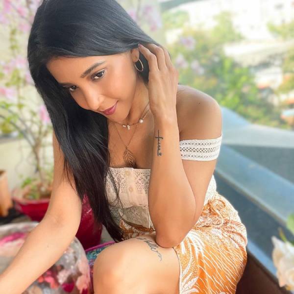 அத்தனை பேரையும் யோசிக்க வைத்தார் 