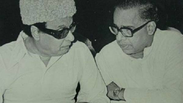 எம்ஜிஆருக்கு ஆலோசனை 