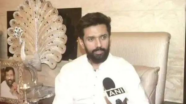 கட்சிக்குள் பிளவு