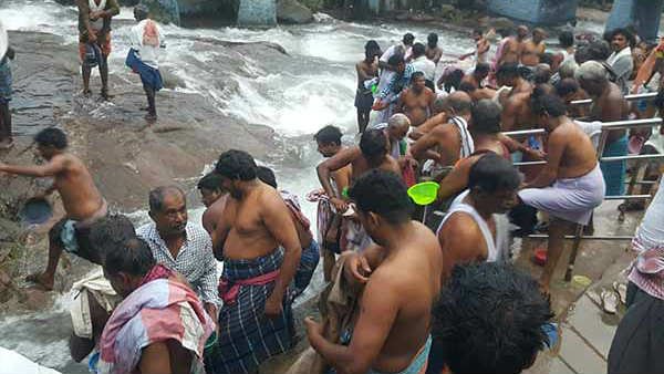 வீடுகளில் தானம் செய்யலாம் வீடுகளில் தானம் செய்யலாம்