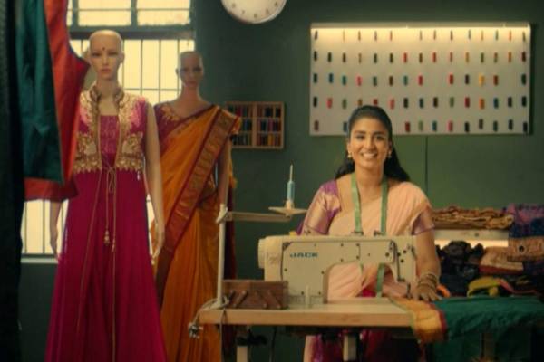 அபி டெய்லர் சீரியல்