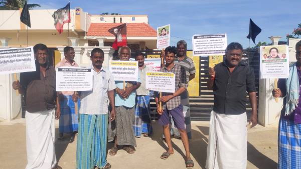 AIADMK protest against DMK all over Tamil Nadu 