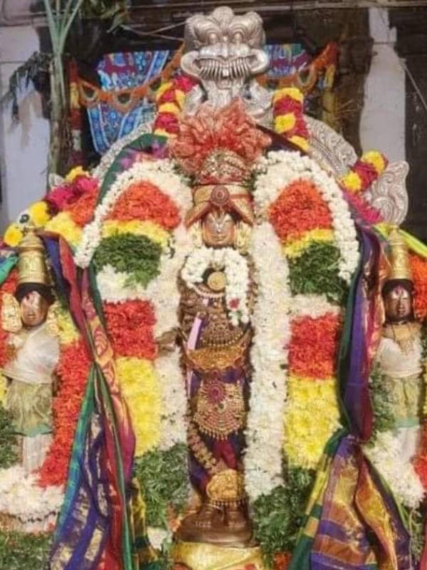 கருப்பசாமிக்கு படையல்