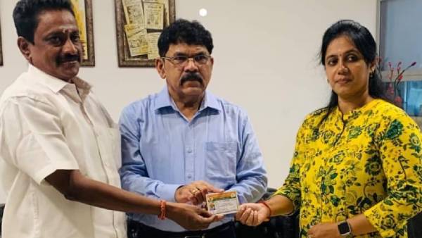 3 நாட்களிலேயே பாஜகவில் இருந்து விலகல் 3 நாட்களிலேயே பாஜகவில் இருந்து விலகல்