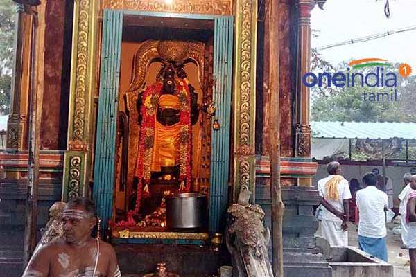 குடும்பத்தோடு வழிபாடு 