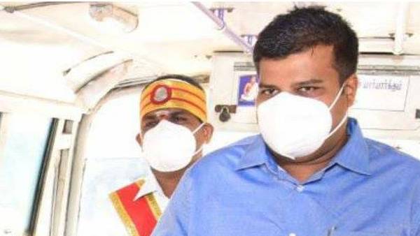 மக்களிடம் பேசினார் 
