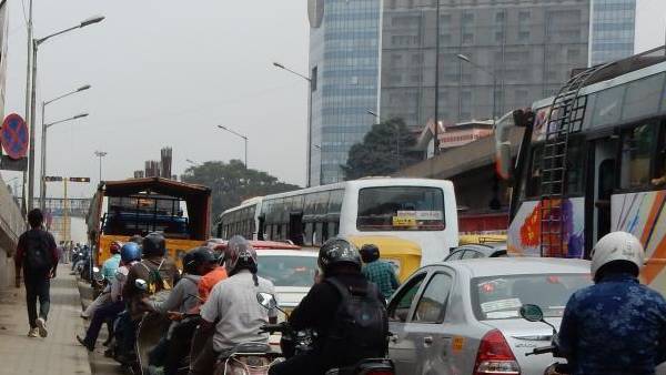 அரசியல் அதிகாரம் குறைந்தது