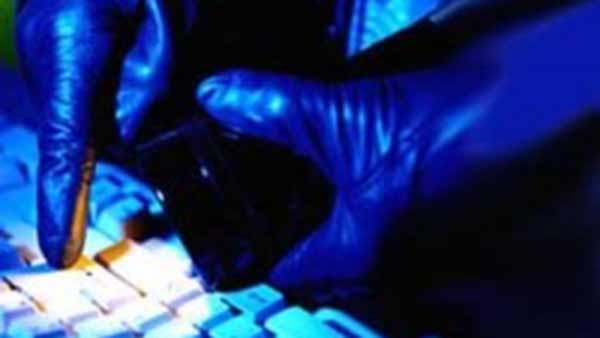 உளவு குற்றச்சாட்டுகள்