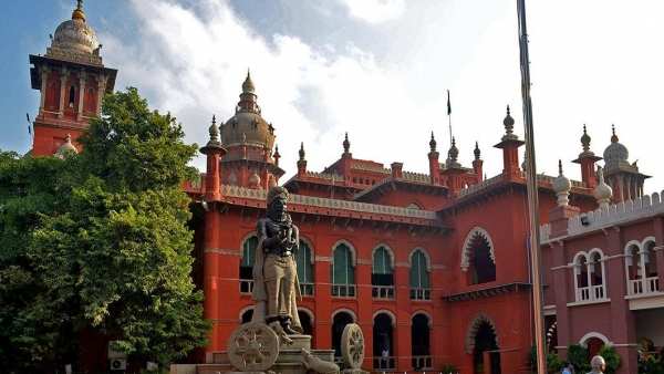 உயர் நீதிமன்றத்தில் வழக்கு