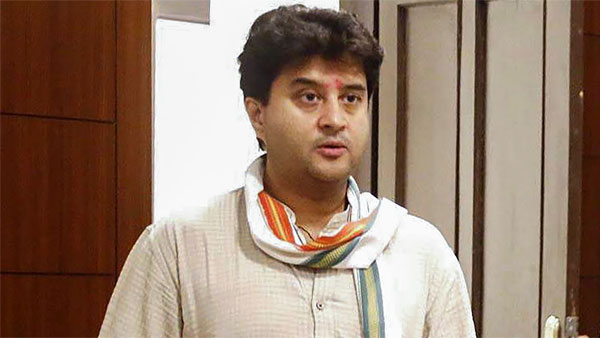 மன்மோகன்சிங் அரசில் அமைச்சர் 