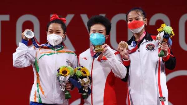 வெள்ளிப்பதக்கம் வெள்ளிப்பதக்கம்