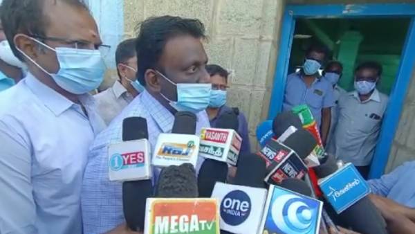 கலெக்டர் முரளிதரன் 