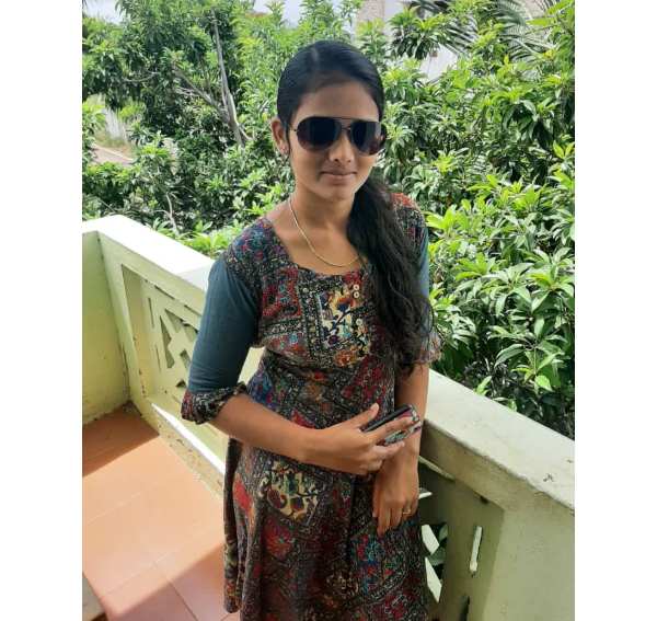 கதவை உடைத்தனர் 