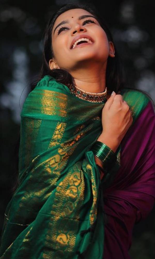 அதிக ரசிகர்கள் 