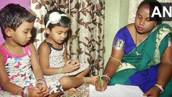 ஆசிரியை 