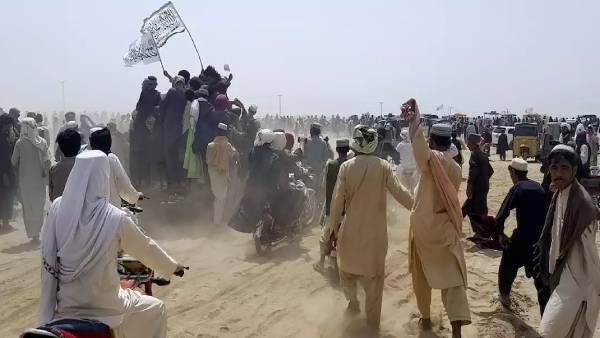 ஆப்கான் ராணுவம் சரண் 