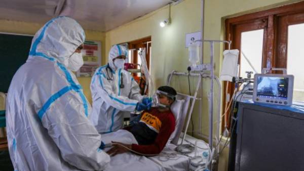 வேக்சின் மையம் 