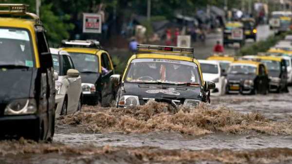 டெல்லியில் கனமழை 