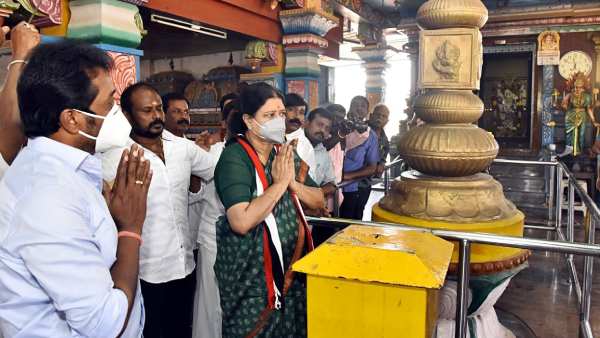 சிறப்பு பூஜைக்கான விசாரிப்பு 